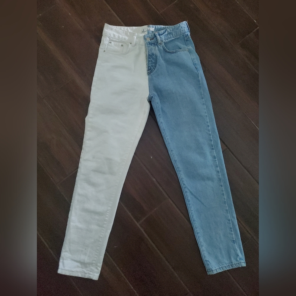Adika Two-Tone High Rise Jeans in Light Blue and White - Picture 6 of 6